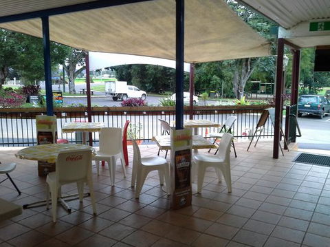 Keddies Takeaway - Accommodation Main Beach 0