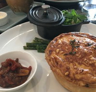 Emeraude - Accommodation Main Beach