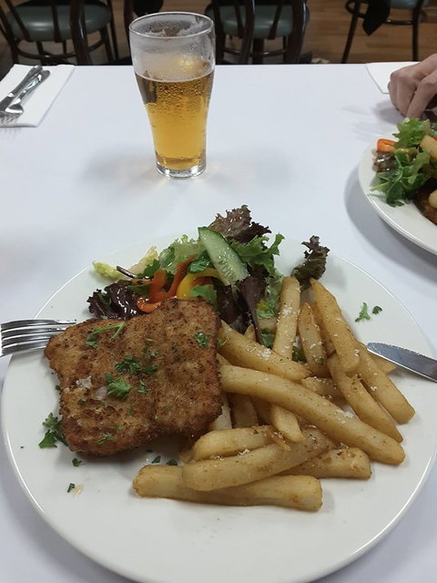 Kairi Hotel - Accommodation Main Beach 2