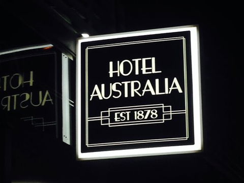 The Australian Hotel - Accommodation Main Beach 0
