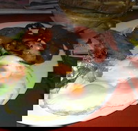 Edna's Place - Accommodation Main Beach