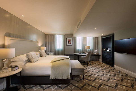 Mayfair Hotel - Accommodation Main Beach 8
