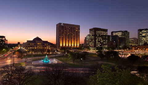 Hilton Adelaide - Accommodation Main Beach 1