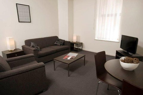 Franklin Central Apartments - Accommodation Main Beach 5