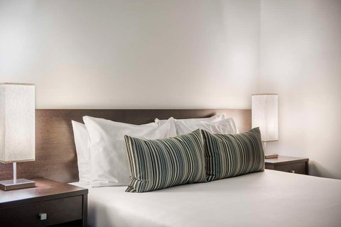 Franklin Central Apartments - Accommodation Main Beach 6