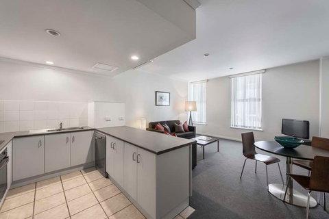 Franklin Central Apartments - Accommodation Main Beach 11