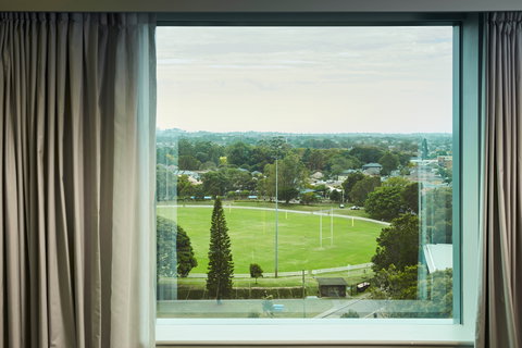 Holiday Inn Sydney Airport - Accommodation Main Beach 17