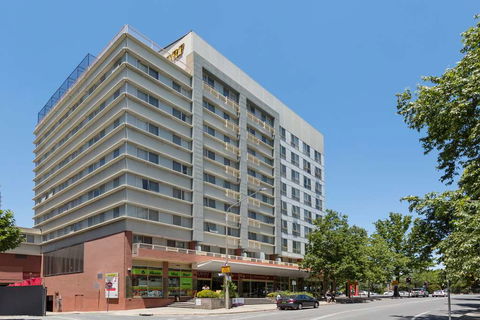 Nesuto Canberra Apartment Hotel - Accommodation Main Beach 0