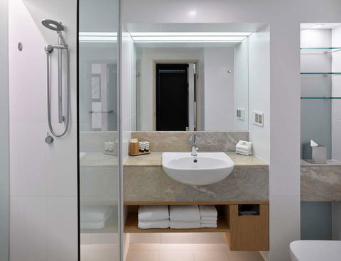 RACV Royal Pines Resort - Accommodation Main Beach 2