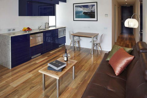 Salamanca Wharf Hotel - Accommodation Main Beach 8