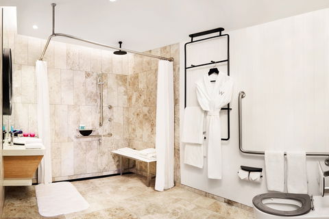 W Brisbane - Accommodation Main Beach 5