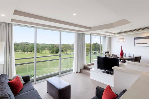 RACV Royal Pines Resort - Accommodation Main Beach 12