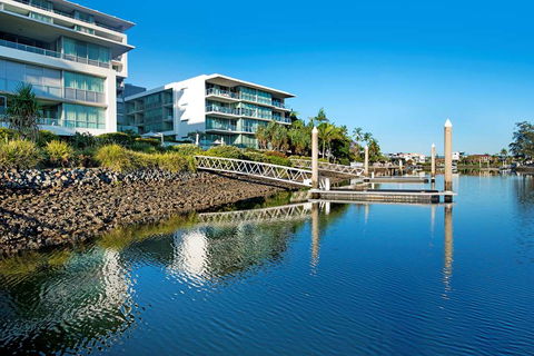 ULTIQA Freshwater Point Resort - Accommodation Main Beach 0