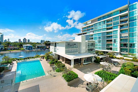 ULTIQA Freshwater Point Resort - Accommodation Main Beach 5