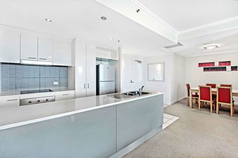 ULTIQA Freshwater Point Resort - Accommodation Main Beach 6