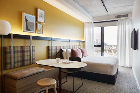 Lanbruk Apartment Hotel-Richomnd Hill - Accommodation Main Beach 3