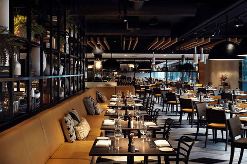 QT Canberra - Accommodation Main Beach 13