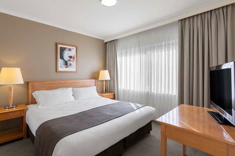 Nesuto Canberra Apartment Hotel - Accommodation Main Beach 9