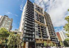 Saint Domain Serviced Apartments - Accommodation Main Beach 3