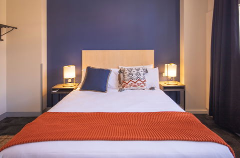 United Backpackers - Accommodation Main Beach 13