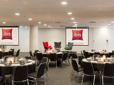Ibis Hotel - Accommodation Main Beach 9