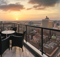 Meriton Suites Pitt Street - Accommodation Main Beach