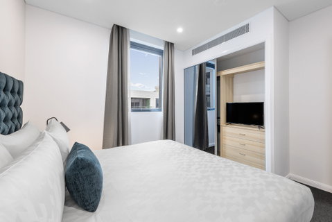 Meriton Suites Sydney Airport - Accommodation Main Beach 12