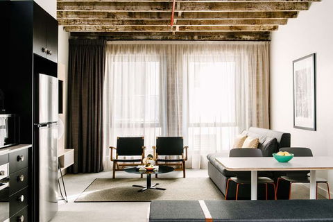 Veriu Broadway - Accommodation Main Beach 4