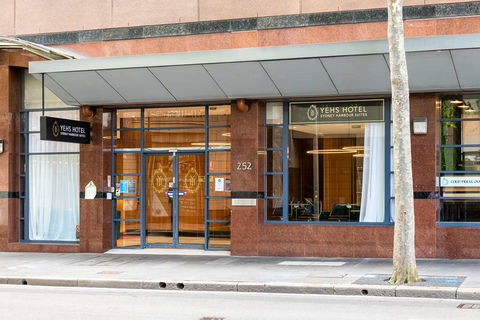 YEHS Hotel Sydney Harbour Suites - Accommodation Main Beach 0