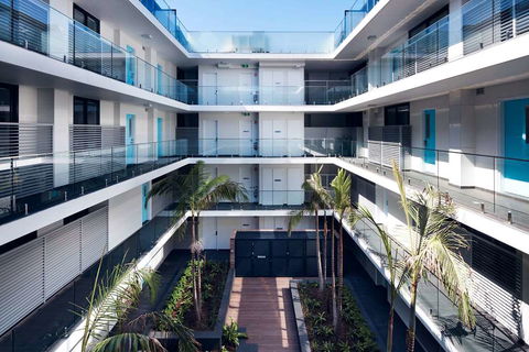 Veriu Camperdown - Accommodation Main Beach 1