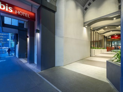 Ibis Hotel - Accommodation Main Beach 0