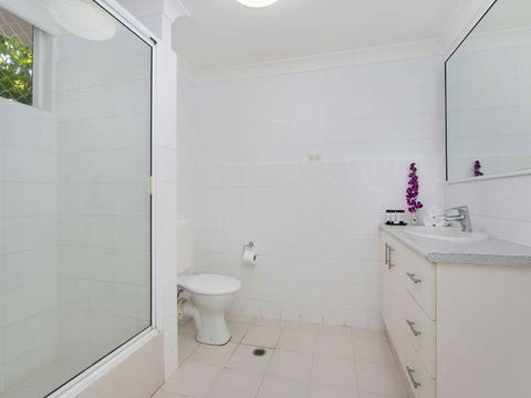 Cairns City Palms - Accommodation Main Beach 1