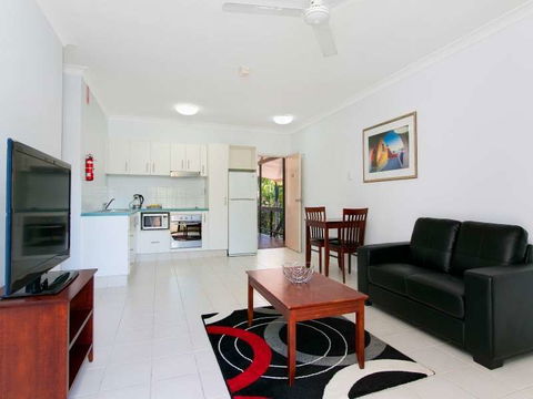 Cairns City Palms - Accommodation Main Beach 2