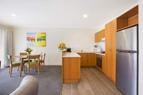 Quest Tamworth - Accommodation Main Beach 2