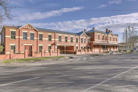 Lake Inn Ballarat - Accommodation Main Beach 0