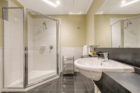 Lake Inn Ballarat - Accommodation Main Beach 3