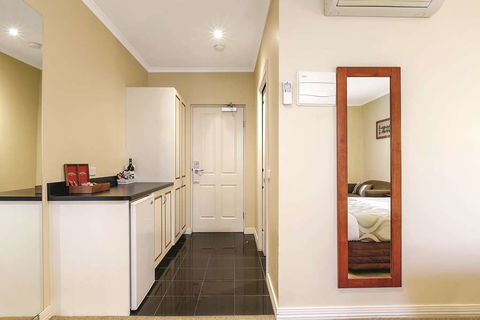Lake Inn Ballarat - Accommodation Main Beach 6