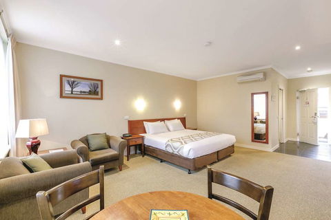 Lake Inn Ballarat - Accommodation Main Beach 14
