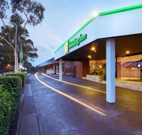 Holiday Inn Warwick Farm - Accommodation Main Beach