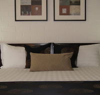 Blazing Stump Motel  Suites - Accommodation Main Beach
