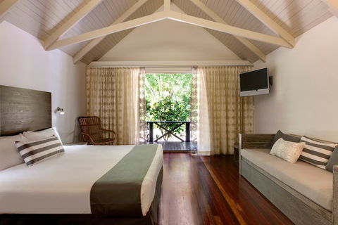 Hamilton Island Palm Bungalows - Accommodation Main Beach 0