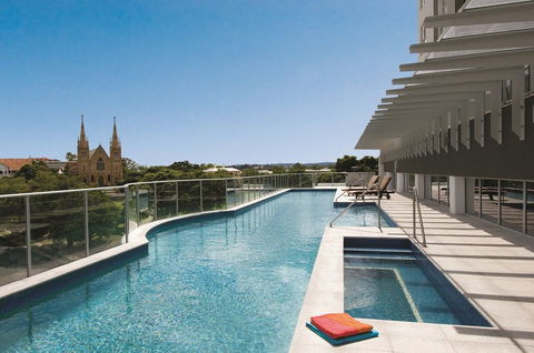 Oaks Aspire - Accommodation Main Beach 2