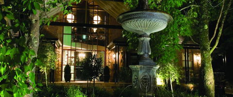 Echoes Boutique Hotel & Resort - Accommodation Main Beach 0
