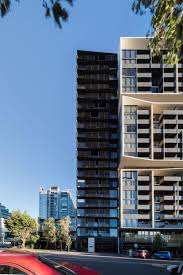 Saint Domain Serviced Apartments - Accommodation Main Beach 2