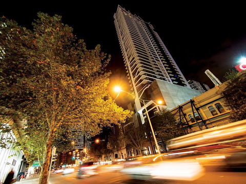 WRAP On Southbank - Accommodation Main Beach 0