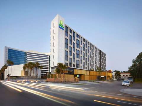 Holiday Inn Express Sydney Airport - Accommodation Main Beach 0