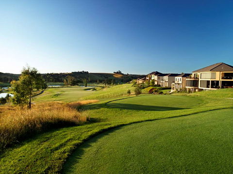 Yarra Valley Lodge - Accommodation Main Beach 1
