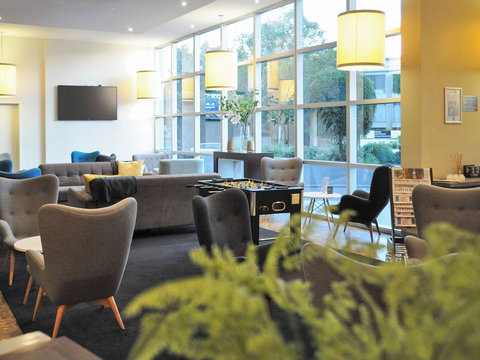 Hotel Ibis Glen Waverley - Accommodation Main Beach 2