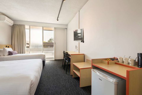 Nightcap At Waltzing Matilda Hotel - Accommodation Main Beach 3