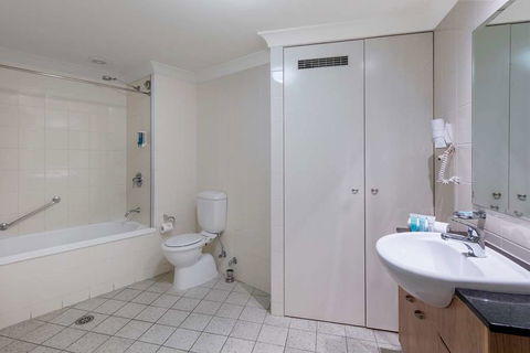 Nesuto Canberra Apartment Hotel - Accommodation Main Beach 5